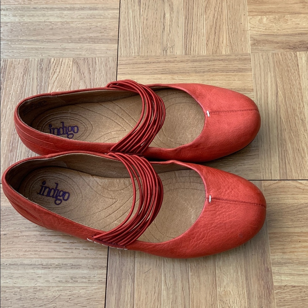 Clarks Indigo Flat Size 6